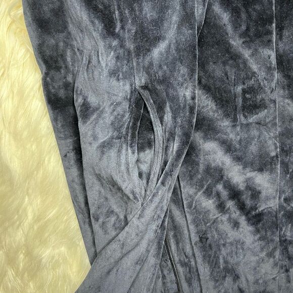 Cabernet full length navy blue Velour front zip lounge coat sz Large - Picture 6 of 6
